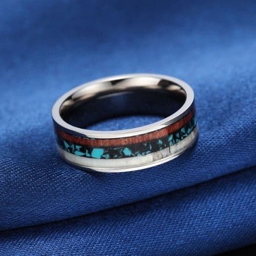 Titanring für Männer - Mit Holz, blauem und schwarzem Opal und Geweihknochen