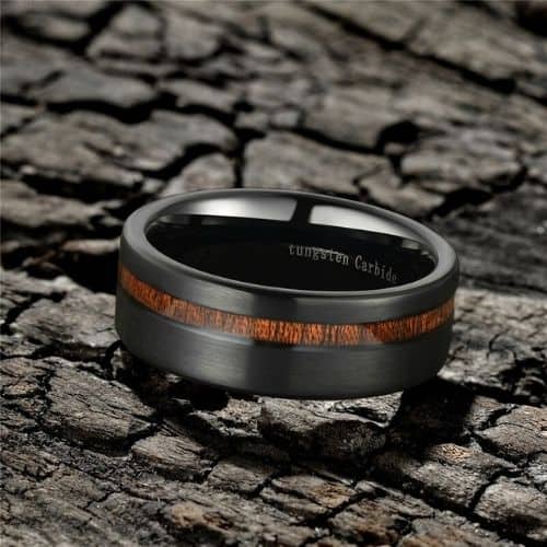 schwarzer Holzring für Herren aus gebürstetem Wolframband 8 mm, modernes Design