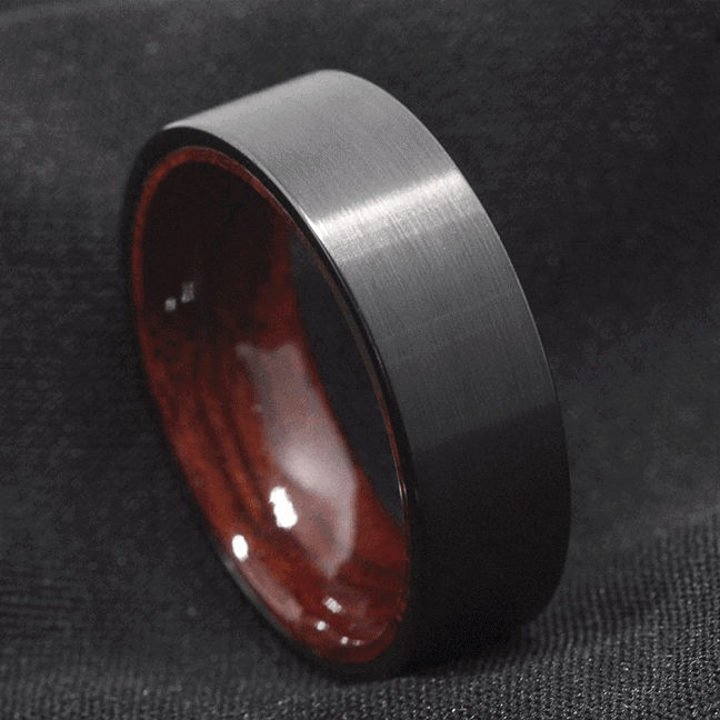 Wolframring für Herren - Gebürstetes Schwarz mit Innenseite aus Naturholz
