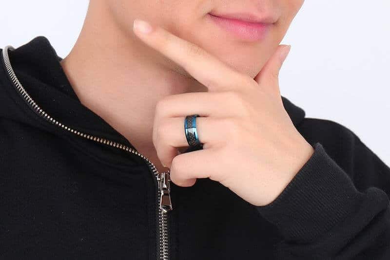 Ring aus Kohlefaser