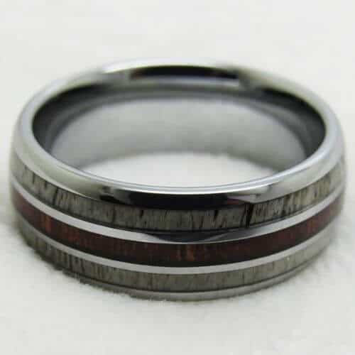 Herren-Geweihring mit Holzband auf silbernem Wolfram 8 mm