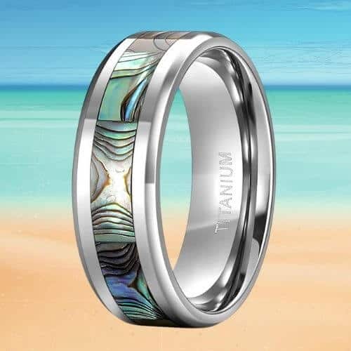 Herrenring aus Titan und Abalone-Muschel