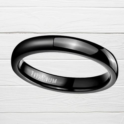 4 mm Herrenring aus Titan in poliertem Schwarz, dünn, modernes Design