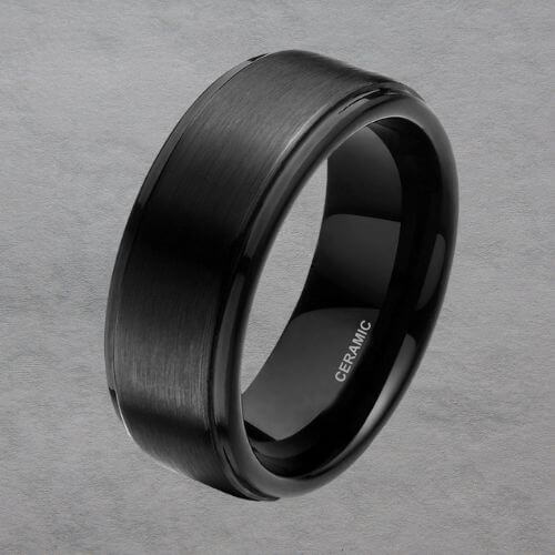 Schwarzer 8mm Keramikring für Männer im modernen Design