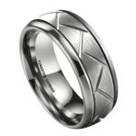 Tapfer - Wolframring für Herren - Silberner geriffelter Herrenring 8 mm