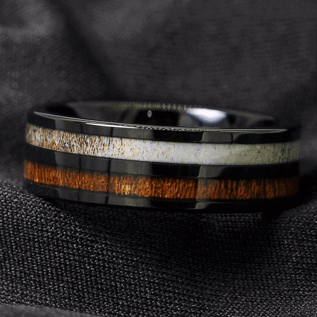 Buck Black Ring mit Geweih und Holzeinlage aus Wolfram